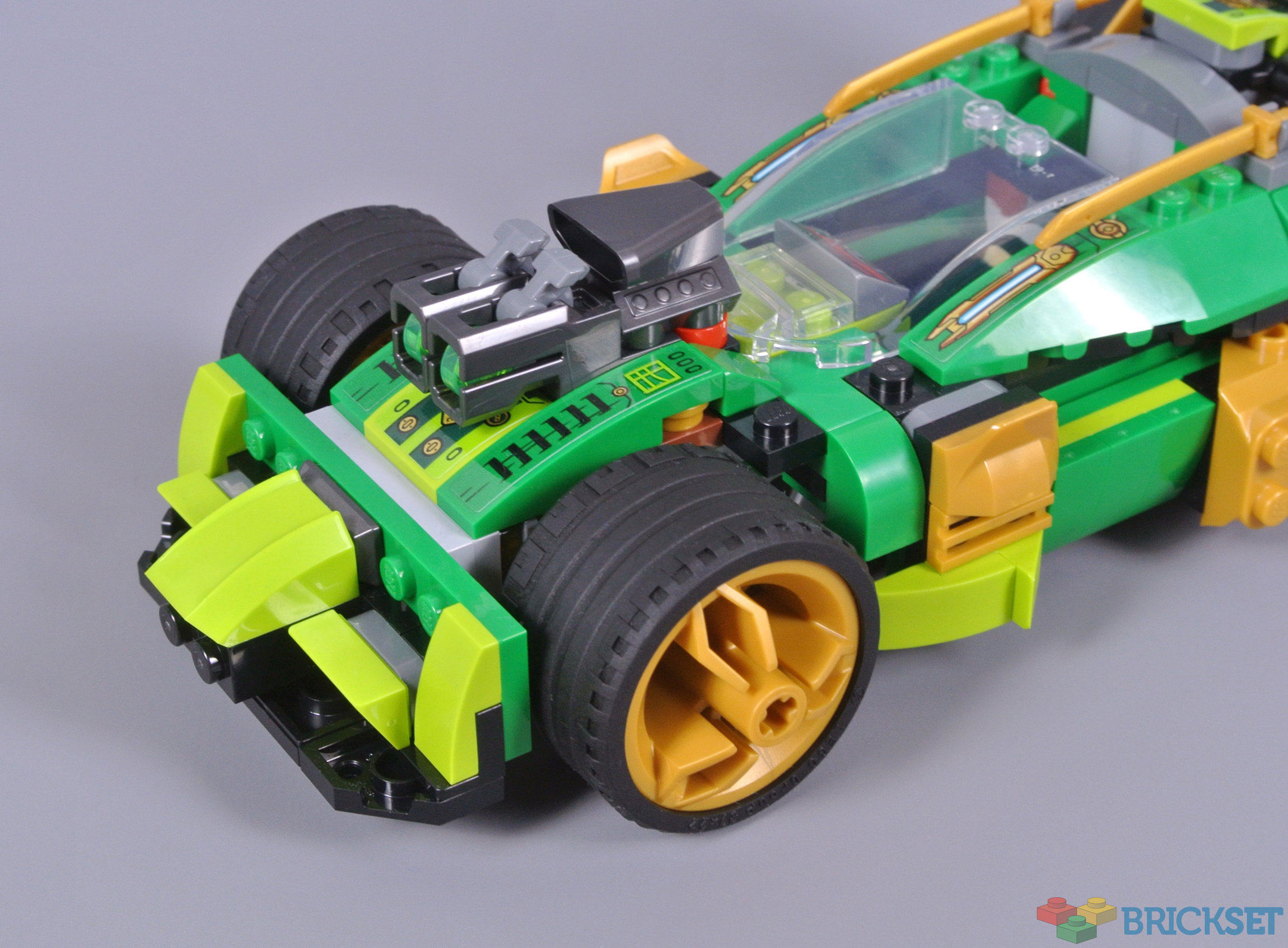 Lego ninjago lloyd's online car